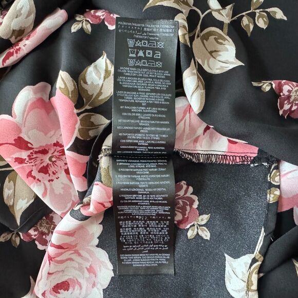 Guess Women Top Sz M Black Red Floral Print VNeck Front Waist Tie Cuffed Sleeves - Picture 8 of 9